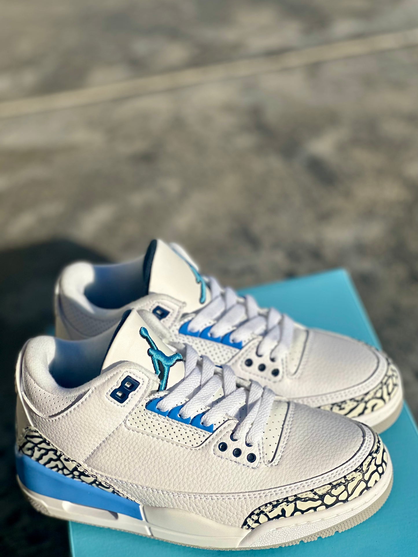 Low Top Sneakers – White with Sky Blue Accents