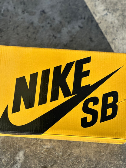 Dunk Low Pro “What The Remix” Sneakers